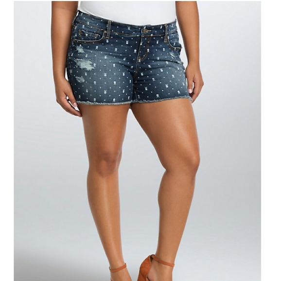 torrid Pants - Torrid Skull Print Shorts